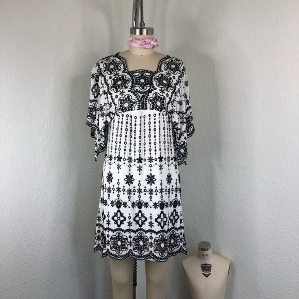 Parker Beth Eyelet Shift Dress Embroidered Babydo